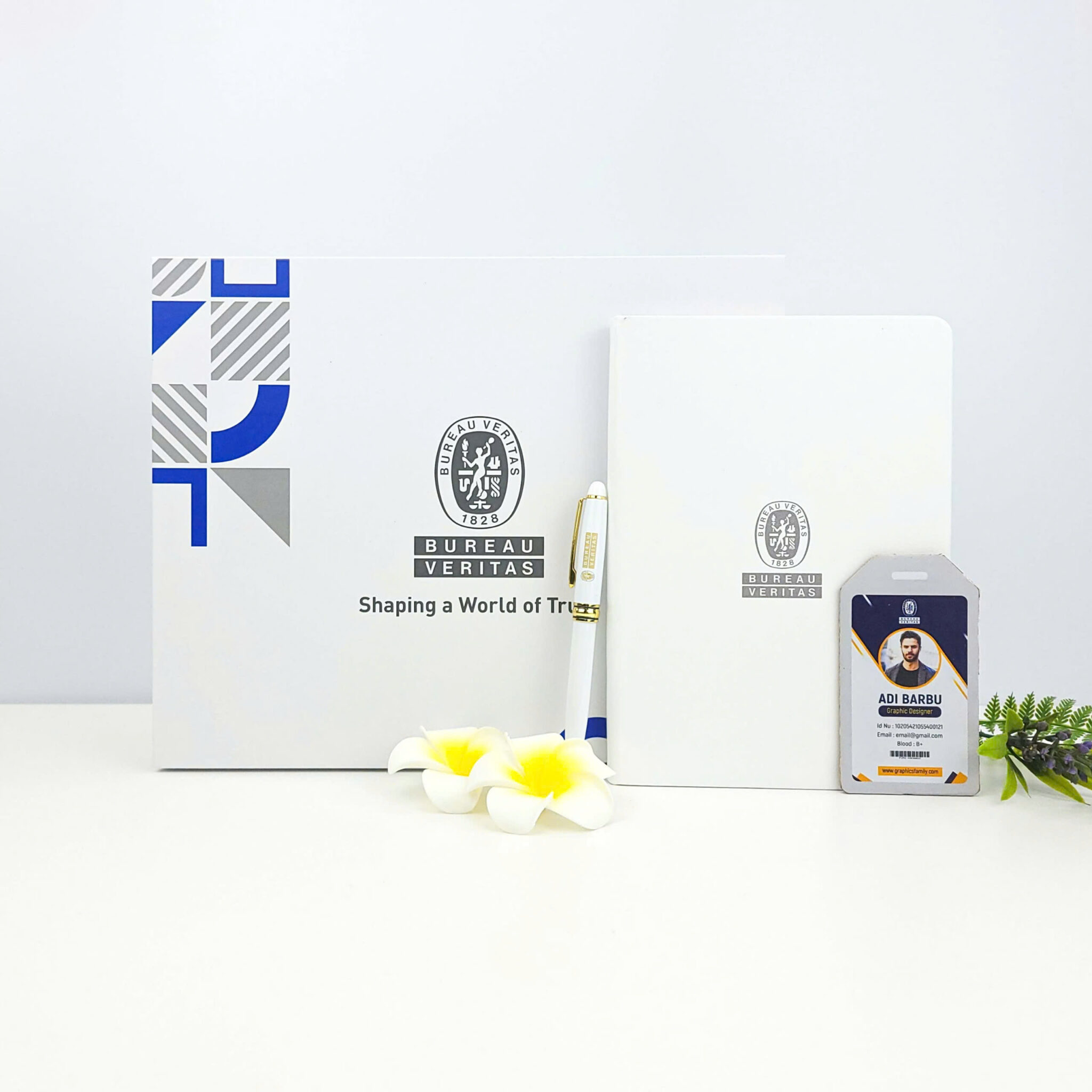 Quà Tặng Nhân Viên